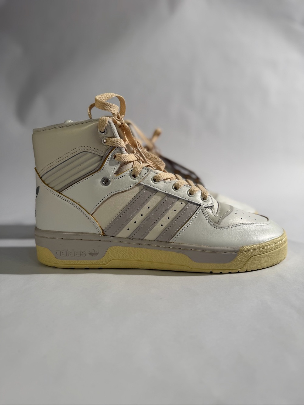 Adidas Rivalry Hi 10M - Picture 1 of 6